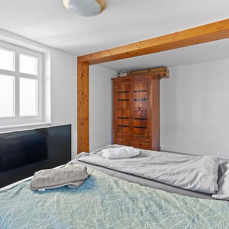 Sabina Monteurwohnung I 75 Zoll Tv I Kueche I Bad I Backofen I Trebbin Buitenkant foto