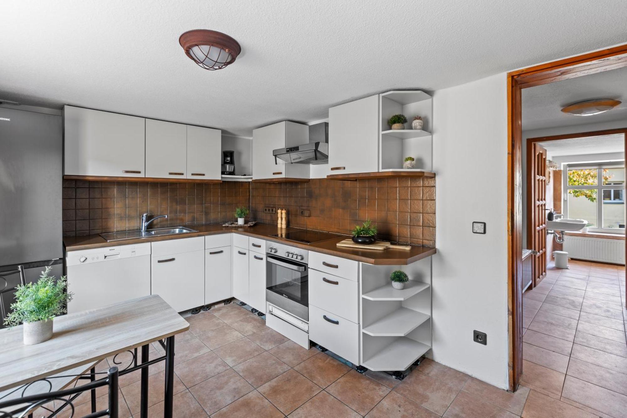 Sabina Monteurwohnung I 75 Zoll Tv I Kueche I Bad I Backofen I Trebbin Buitenkant foto