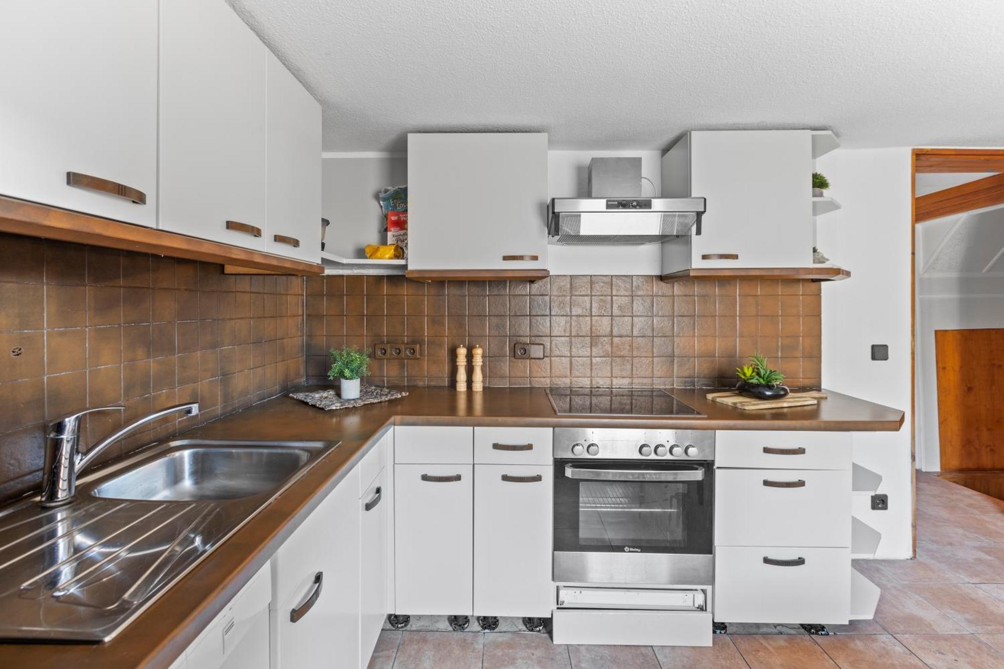 Sabina Monteurwohnung I 75 Zoll Tv I Kueche I Bad I Backofen I Trebbin Buitenkant foto